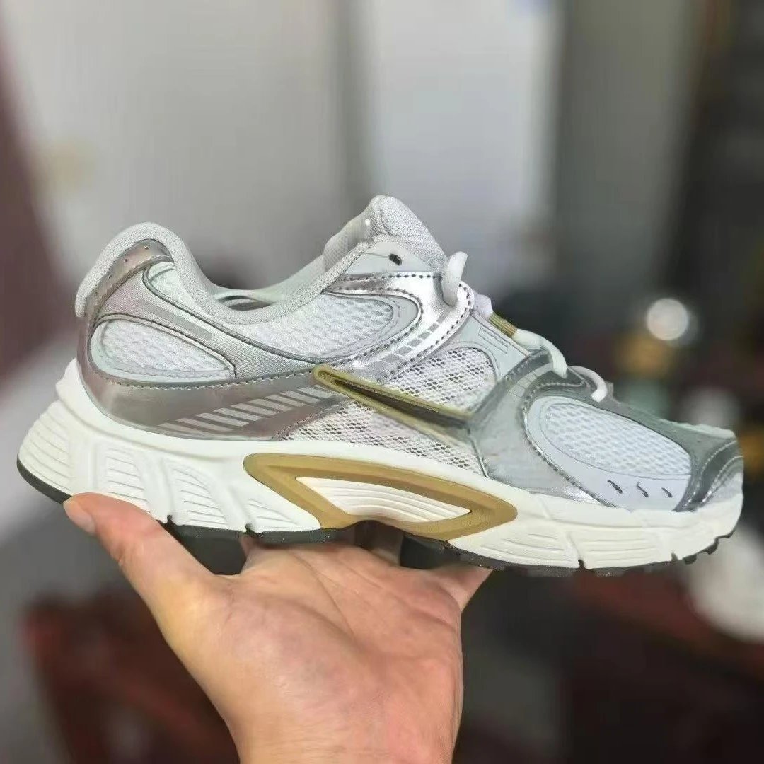 Running Shoes Men and Women Retro Casual Jogging Shoes Couple Sports