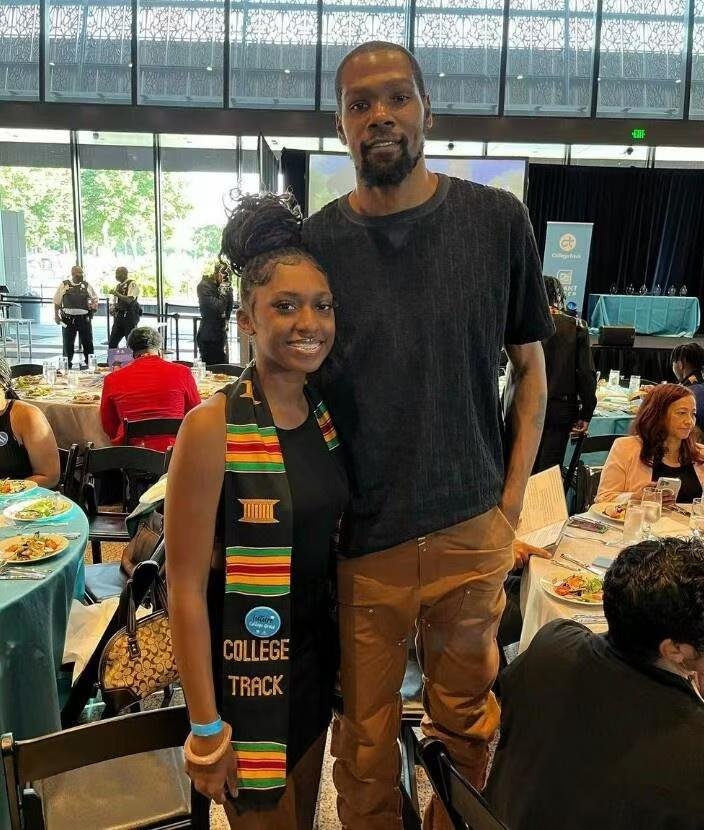 Dior tshirt Summer fashion comfortable couple T-shirt DR 00122 SYXDXXDAX001