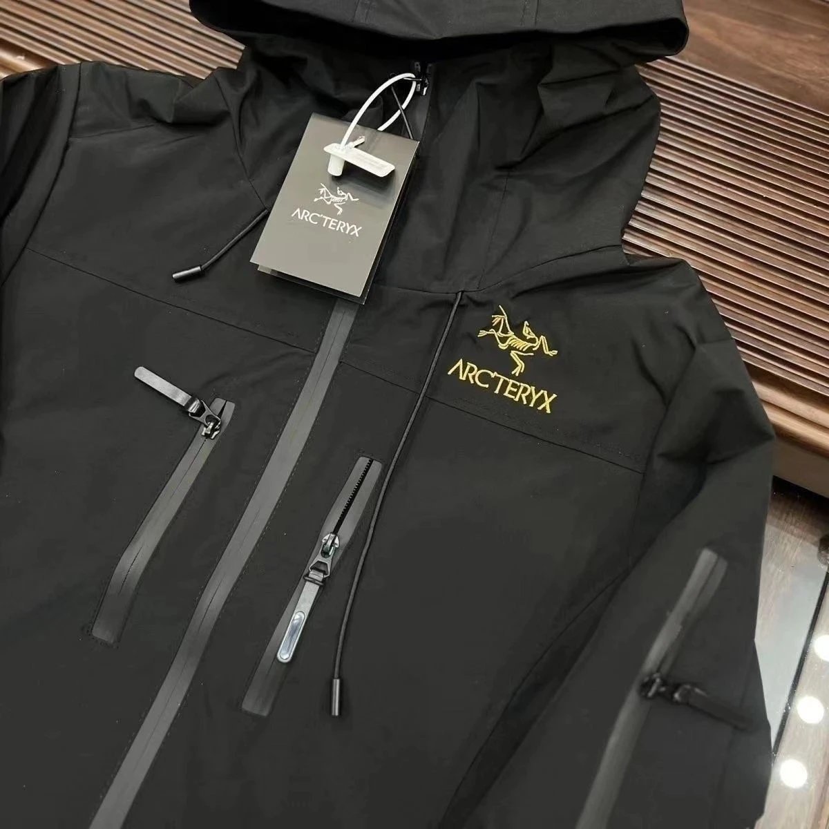 Arctery Moncle CP Jacket Men and women with the same style jacket t.me/ccnnffaass007