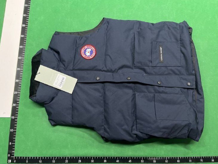 Canada goose down jacket 2024 winter classic men's and women's warm down jacket cotton-padded jacket t.me/ccnnffaass007