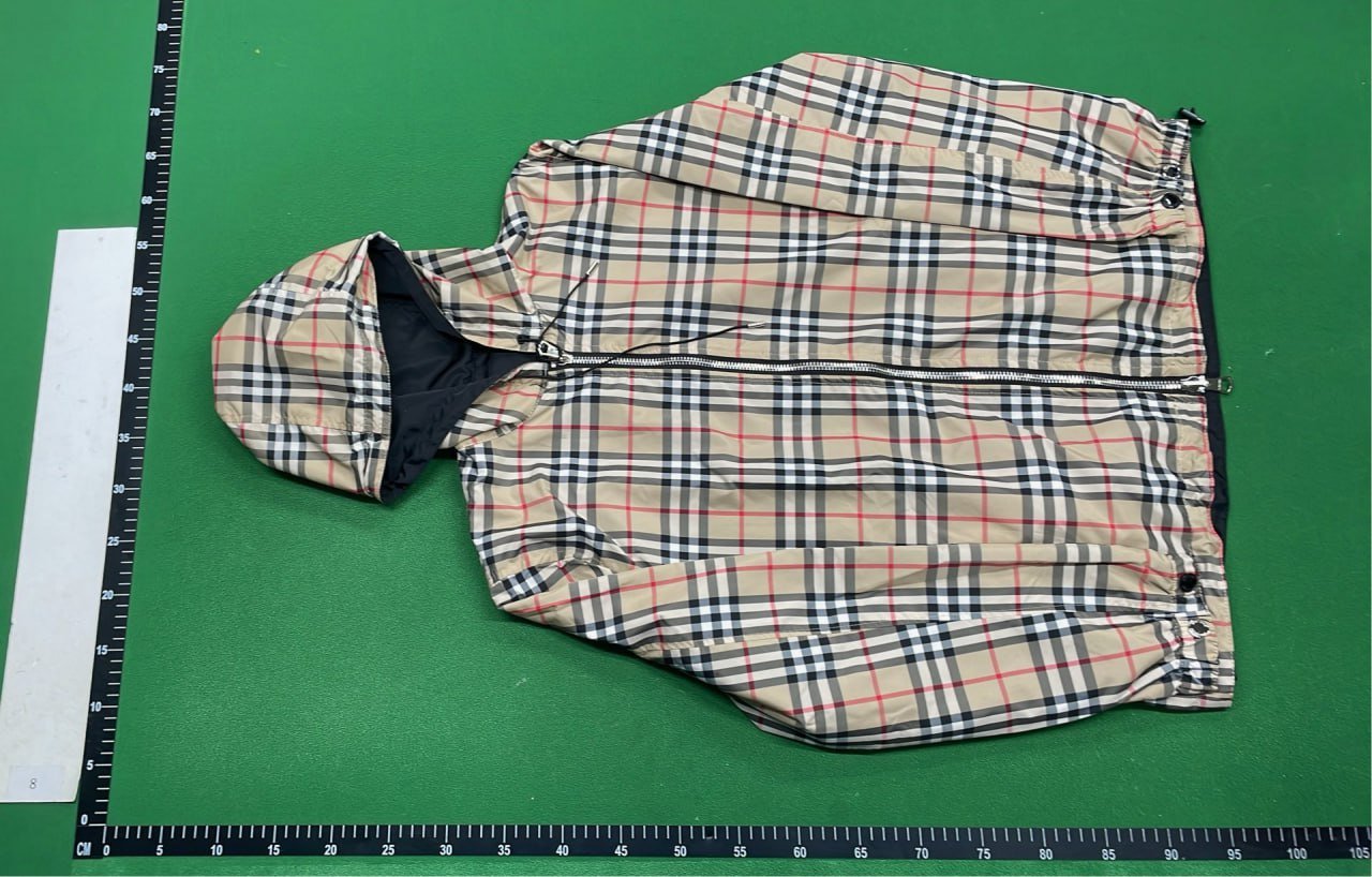 Burberry jacket L01LR Sweat