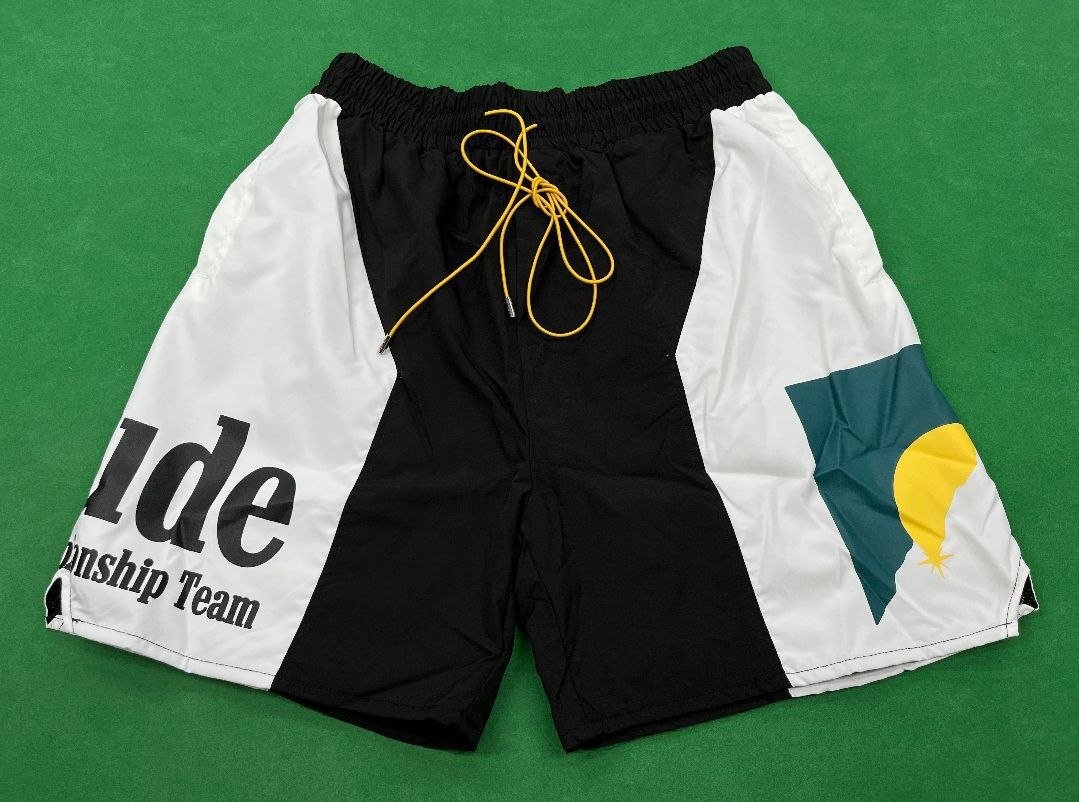Rhude shorts  (40 CP)Fashion 1 flow shorts