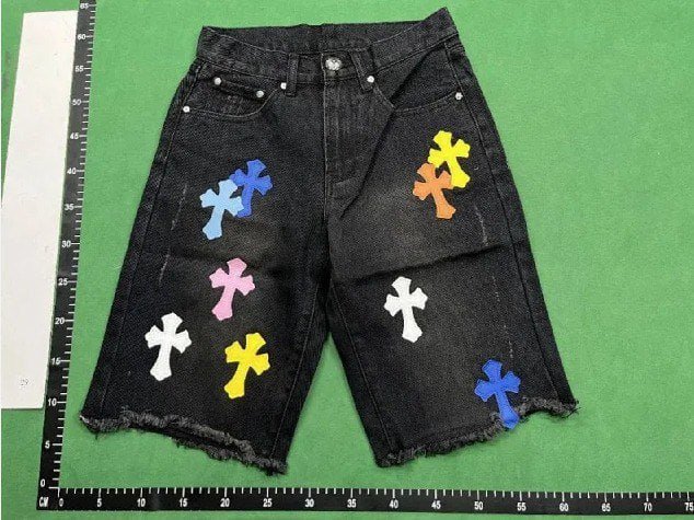 Chrome hearts denim shorts  (25 CP)Classic hot style washed distressed jeanscnbuyvip.comcnbuyvip.com