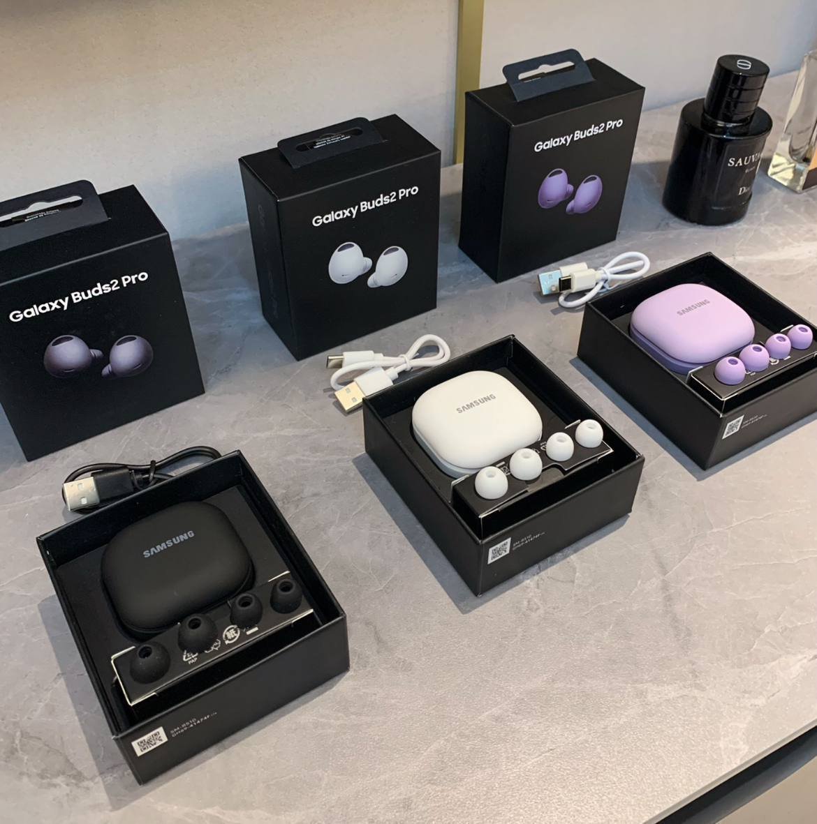 Apple headphonespower bankwatch HB05 fashion electronic digital products