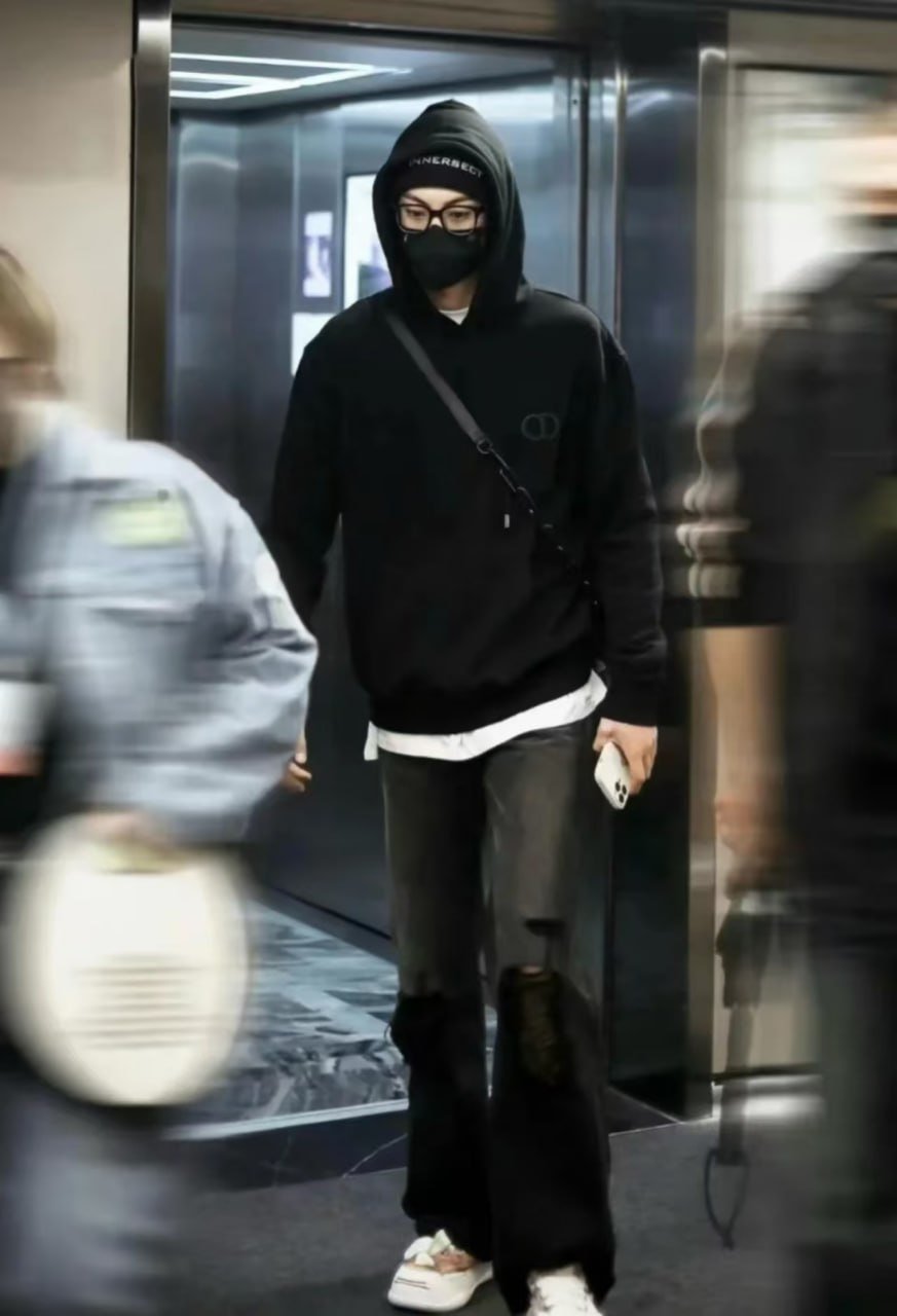 Dior Hoodie Fashion Hoodie Hoodie Collection 027