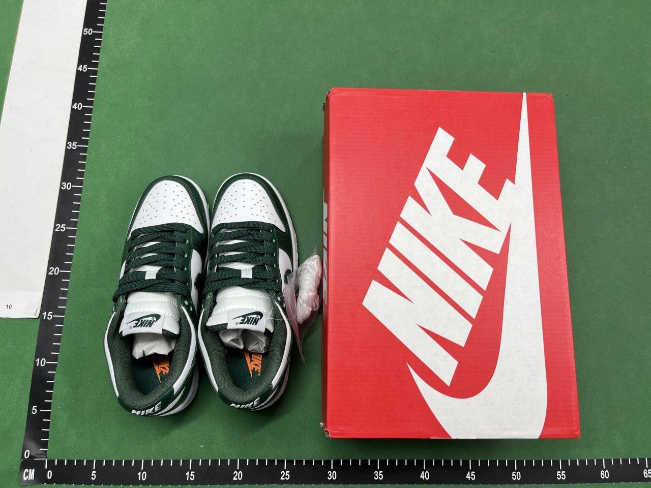 Nike Dunk shoes    N egg gram casual board shoes