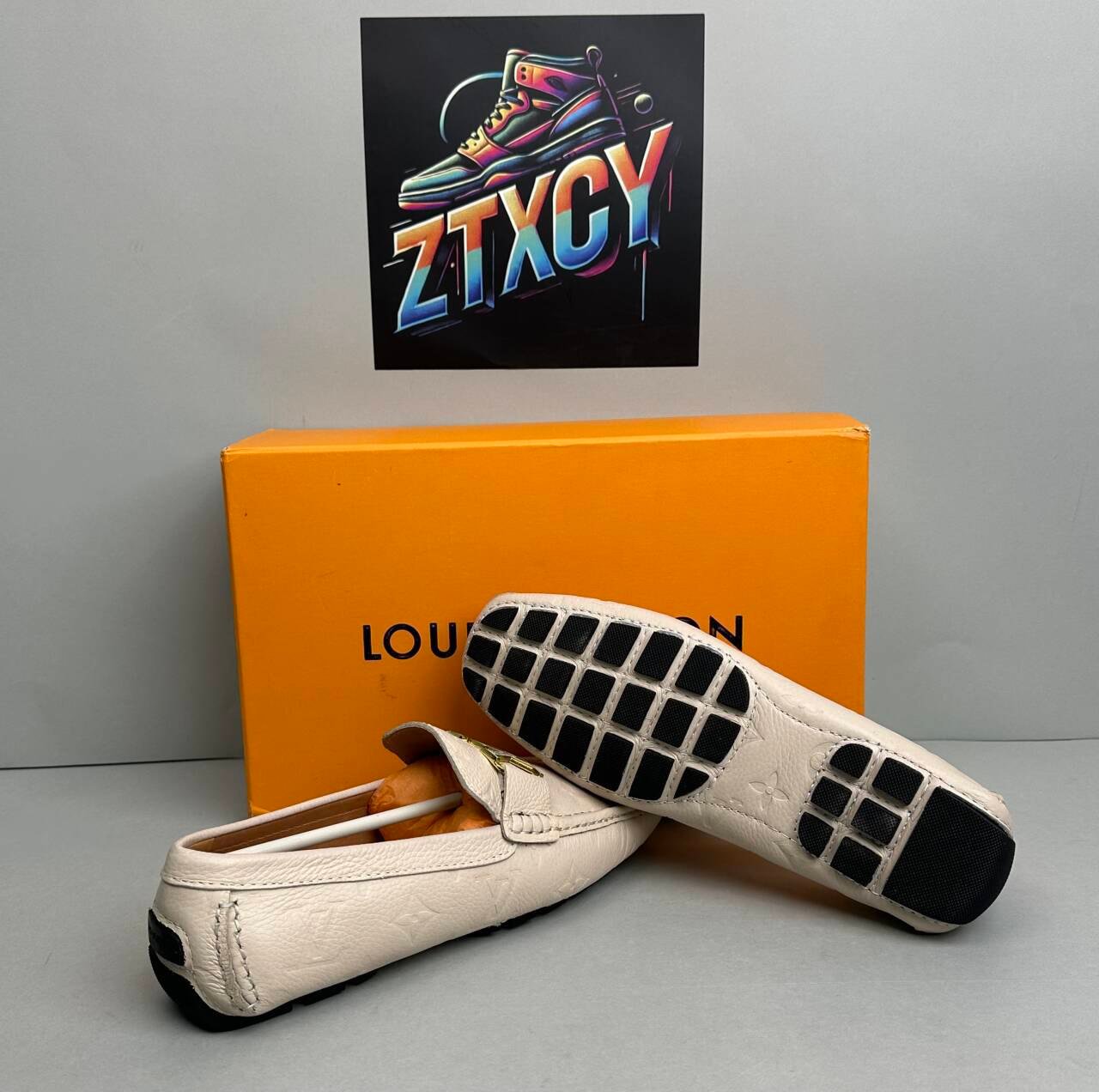  LV shoes   2025 new fashion bean shoes