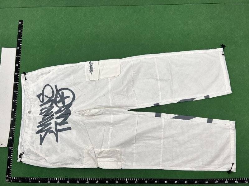 Printed elastic neutral pants