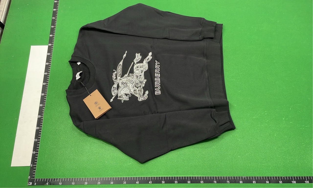 Autumn and winter fashion trend crew neck sweater 02