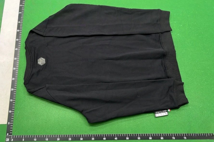 Stylish and versatile hoodie