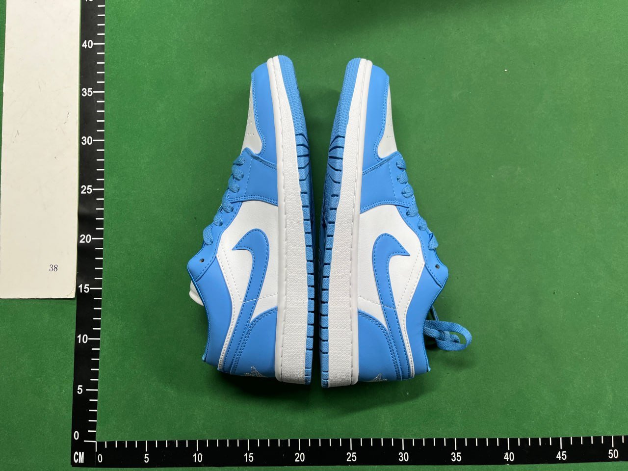 Youth sneaker small DTtop