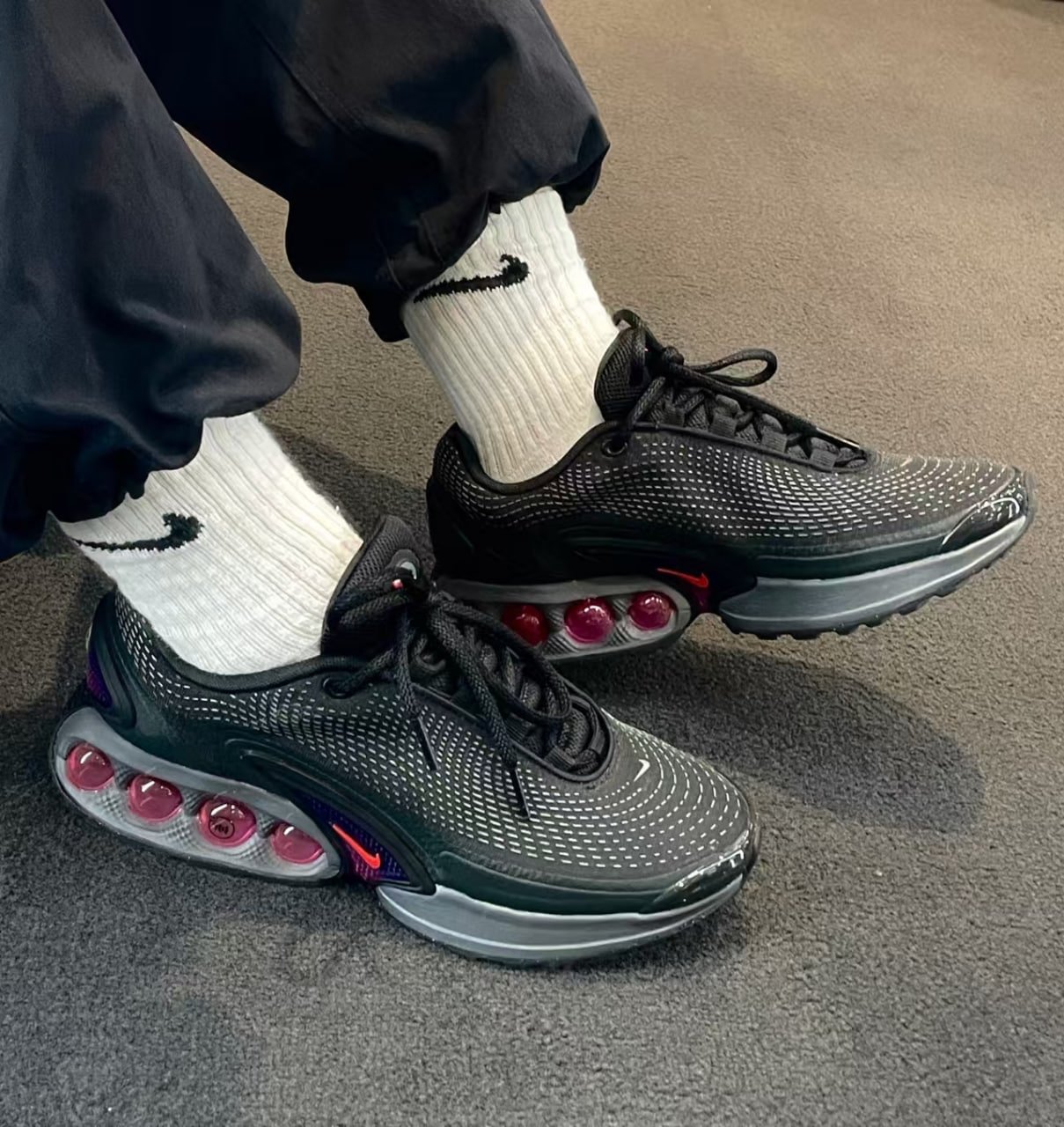 H T 11D N Casual sho