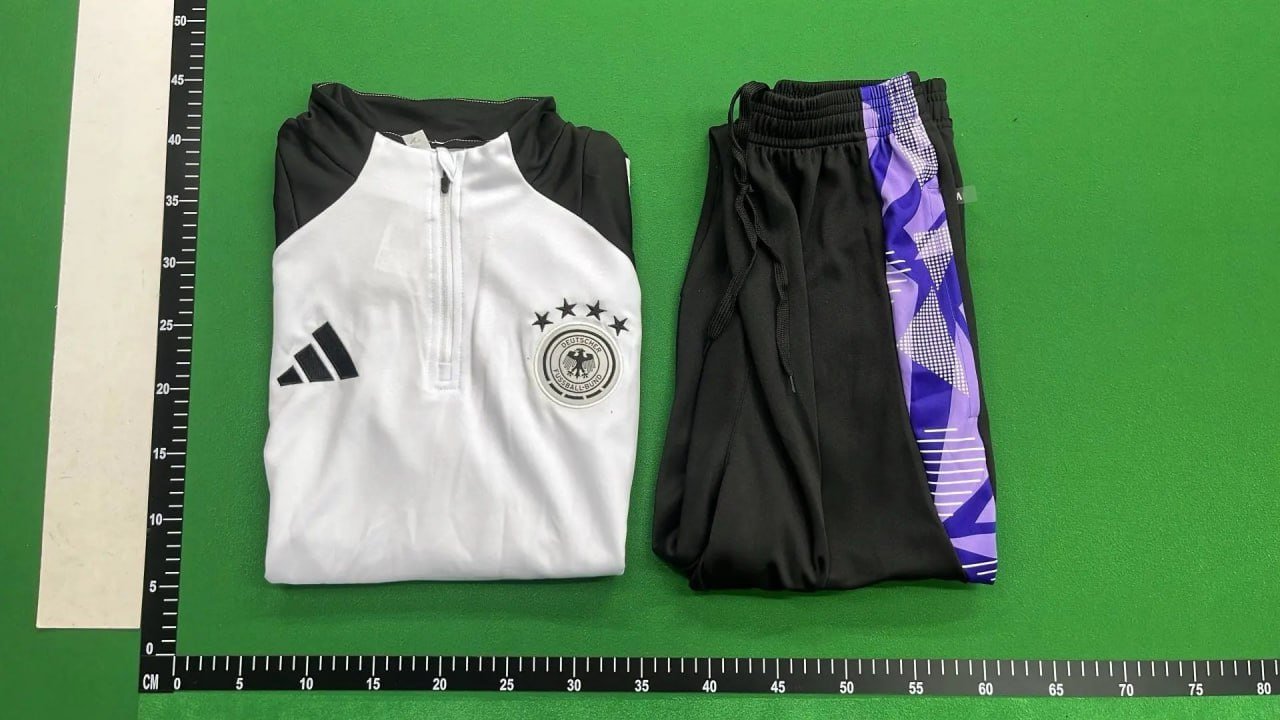 NA Training Suit