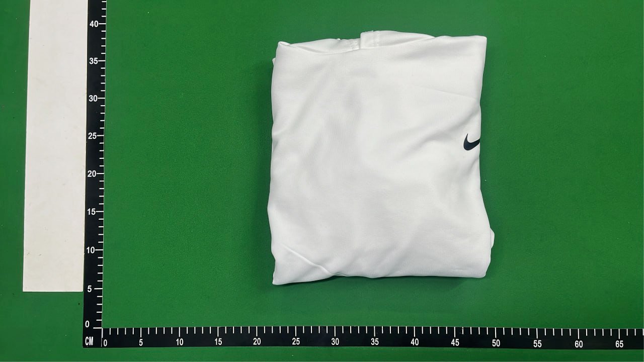 nik mid-hook loose fleece sweater