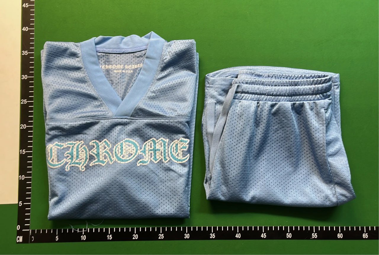 The goods that have been delivered are not of quality. Return or exchange is not supported.