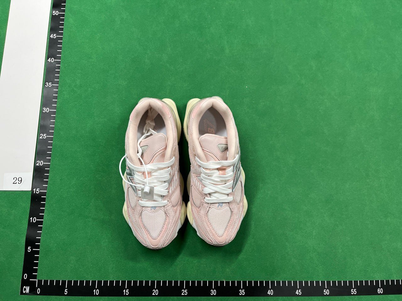 High Quality Fashion Casual sneaker 18