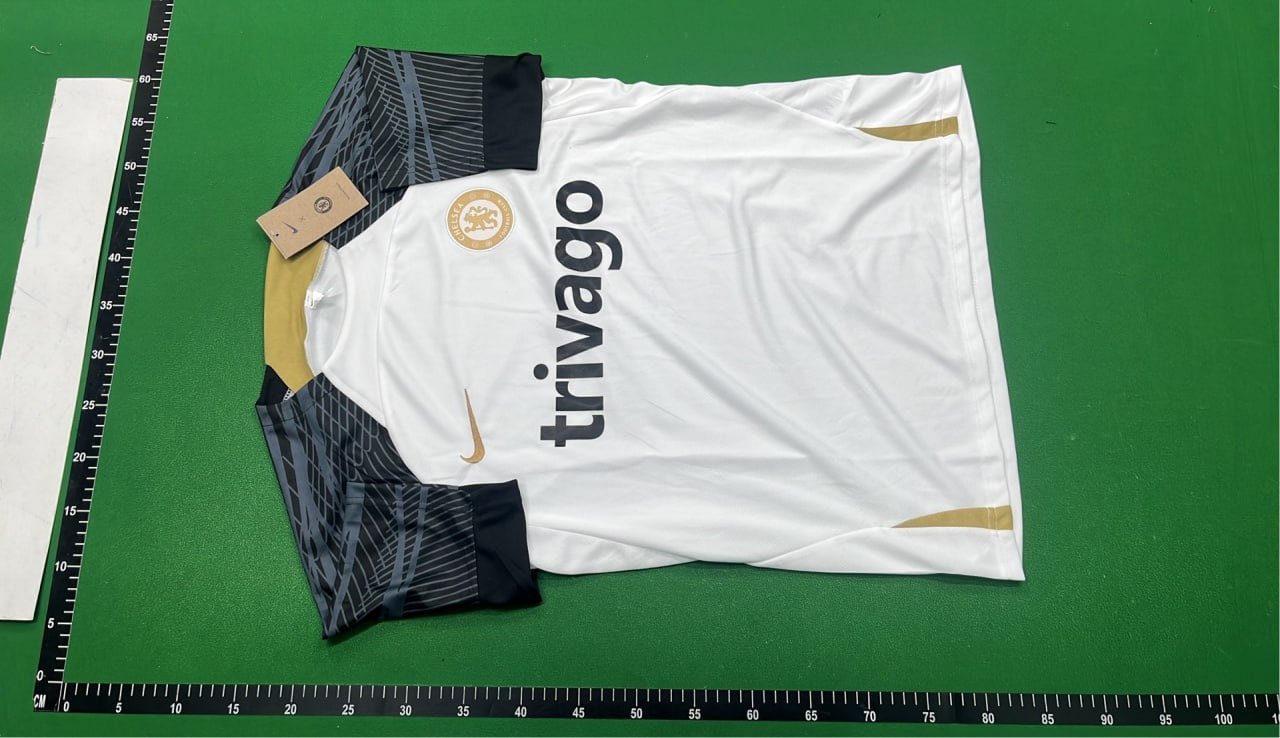 Comfortable and breathable sportswear suit 004