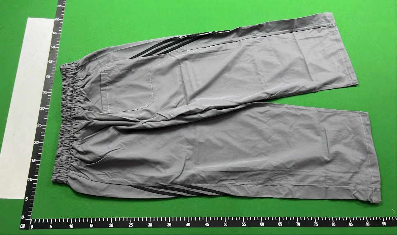 Item number 4070417A carbon gray three-bar cropped pants drawstring sports pants couples