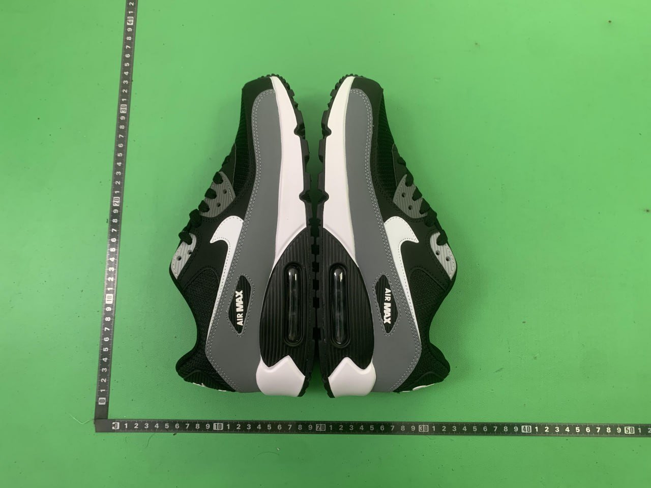 AE a1r M * x 90 sneaker