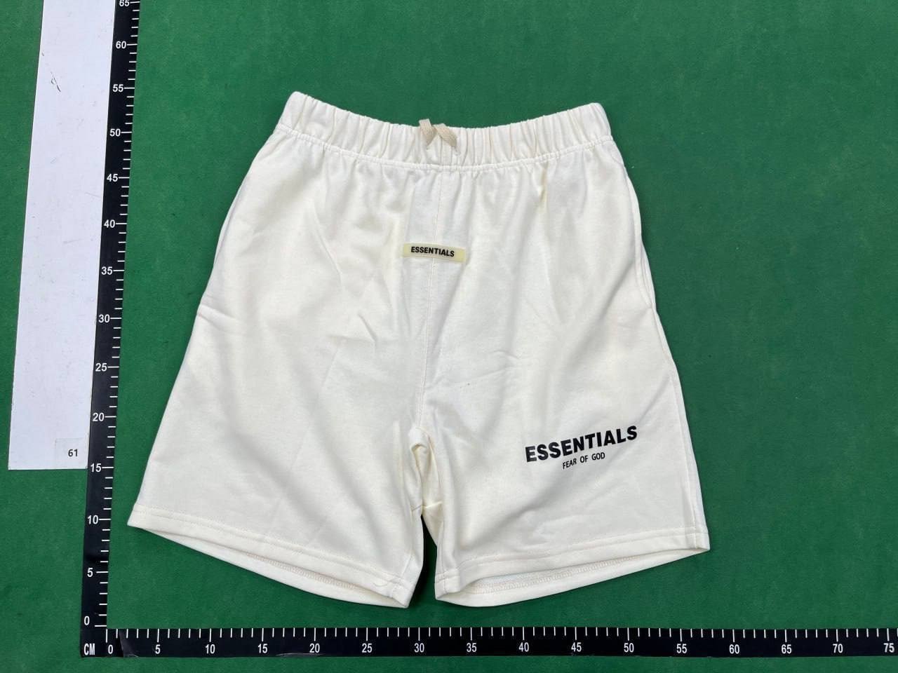 Classic Minimalist Shorts 006